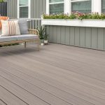 should_i_choose_wood_decking_or_composite_decking_32485931_featured